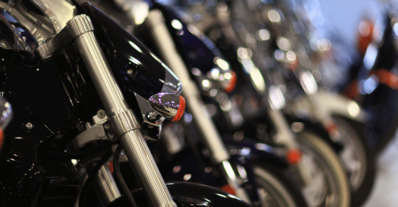 Igoa Moto, votre distributeur de motos neuves et d’occasion à Anglet : Vente, entretien et réparation depuis plus de 30 ans